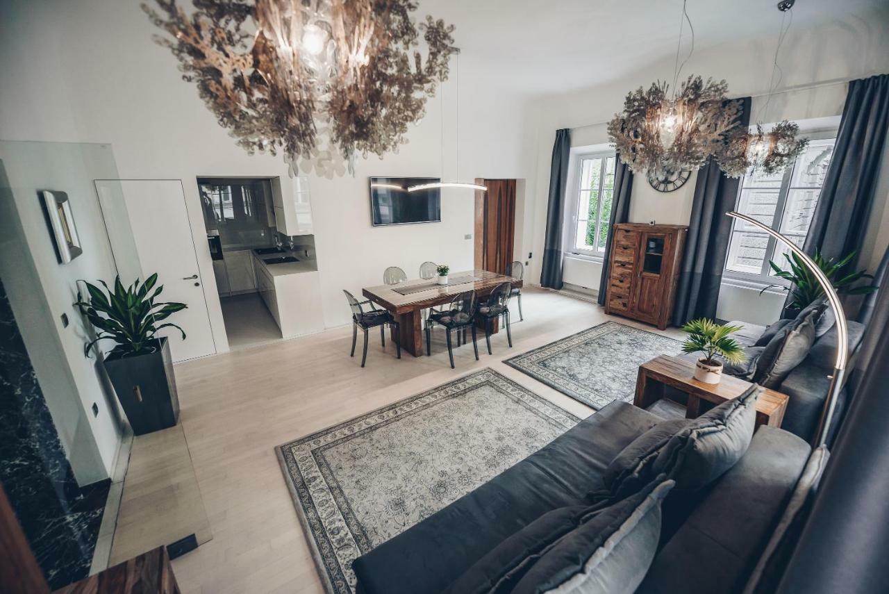 Feel Ljubljana Centre Apartment ภายนอก รูปภาพ