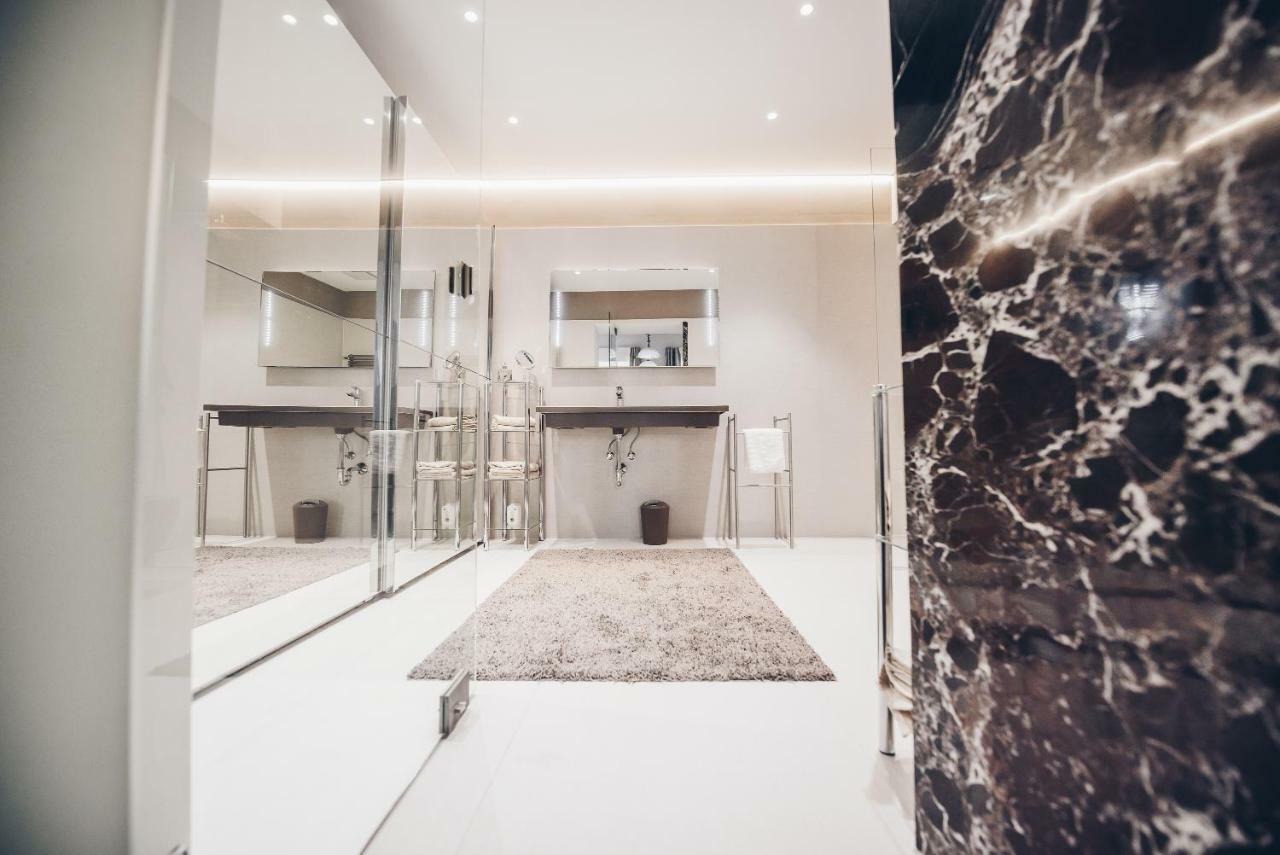 Feel Ljubljana Centre Apartment ภายนอก รูปภาพ