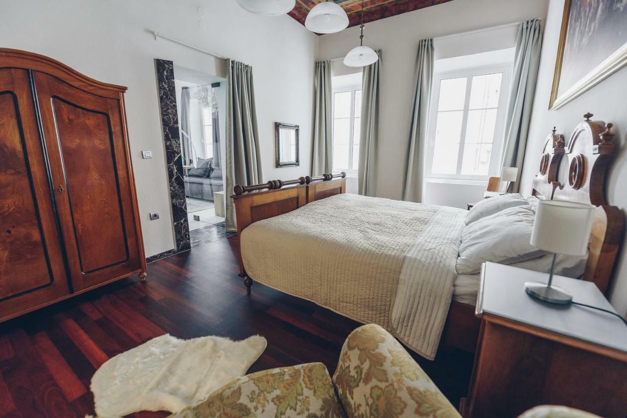 Feel Ljubljana Centre Apartment ภายนอก รูปภาพ