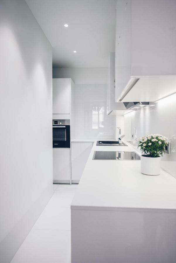 Feel Ljubljana Centre Apartment ภายนอก รูปภาพ