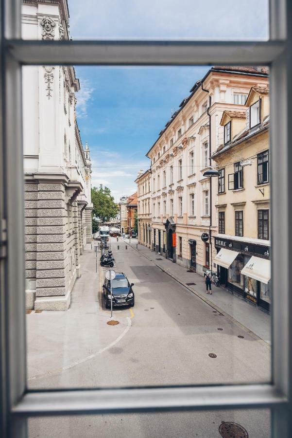 Feel Ljubljana Centre Apartment ภายนอก รูปภาพ